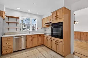 1161 Parker Ln, Buffalo Grove, IL 60089 - Photo 8