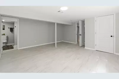 1051 Burnham Avenue, Calumet City, IL 60409 - Photo 16