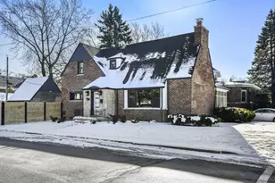 9001 S Claremont Ave, Chicago, IL 60643 - Photo 2