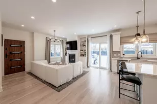 145 N Elmwood Ave, Wood Dale, IL 60191 - Photo 4