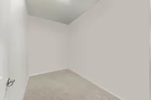 906 Homerton Blvd, North Aurora, IL 60542 - Photo 16