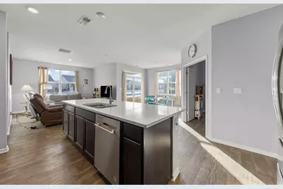 906 Homerton Boulevard, North Aurora, IL 60542 - Photo 10