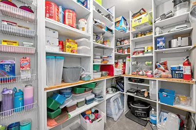 6767 Greenleaf Street, Woodridge, IL 60517 - Photo 18