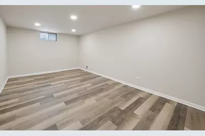 38840 N Park Avenue, Beach Park, IL 60099 - Photo 10