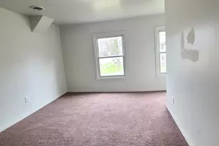 421 7th Ave W, Rochelle, IL 61068 - Photo 10