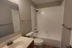 541 Meadowview Dr, Wauconda, IL 60084 - Photo 30