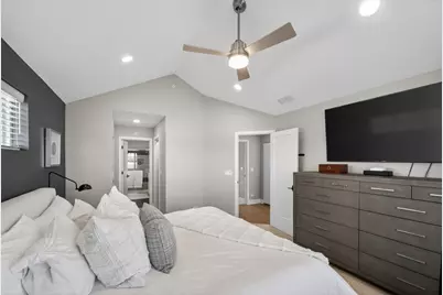 30W130 Wheeler Circle, Warrenville, IL 60563 - Photo 22