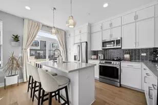 30w130 Wheeler Cir, Warrenville, IL 60563 - Photo 10