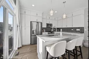 30w130 Wheeler Cir, Warrenville, IL 60563 - Photo 10