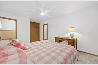 1927 Warrenville Road, Lisle, IL 60532 - Photo 22