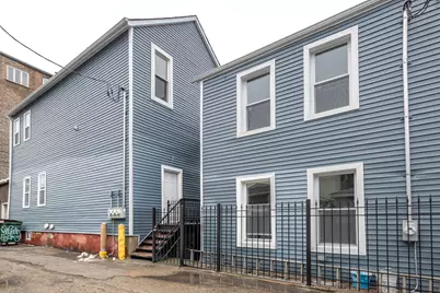 1013 W 18th Place #2R, Chicago, IL 60608 - Photo 2