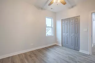 1013 W 18th Pl, Chicago, IL 60608 - Photo 8