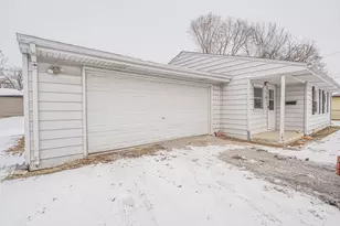 1209 Gage Rd, Joliet, IL 60432 - Photo 2