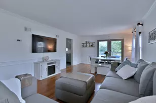 593 S Edgewood Ave, Elmhurst, IL 60126 - Photo 8