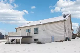 832 Mary Ct, Marengo, IL 60152 - Photo 38