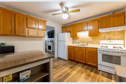 1617 Glenwood Avenue, Joliet, IL 60435 - Photo 6