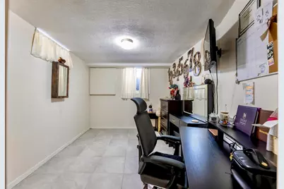 1617 Glenwood Avenue, Joliet, IL 60435 - Photo 14