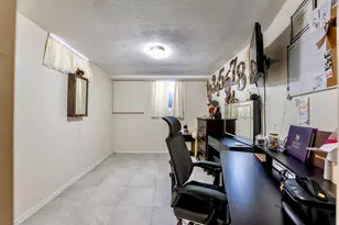 1617 Glenwood Ave, Joliet, IL 60435 - Photo 14