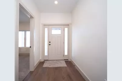 550 Cross Plains Road, Rockford, IL 61107 - Photo 2