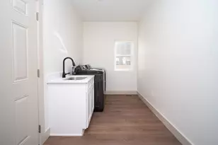 550 Cross Plains Rd, Rockford, IL 61107 - Photo 16