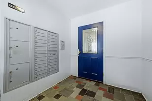 222 Washington Blvd, Oak Park, IL 60302 - Photo 2