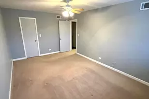 824 Dighton Ln, Schaumburg, IL 60173 - Photo 8