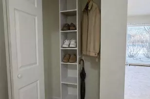 16W 540 Lake Dr, Willowbrook, IL 60527 - Photo 10