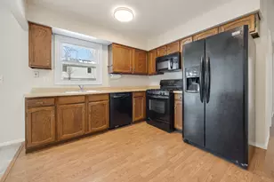 644 Leslie Ln, Schaumburg, IL 60194 - Photo 12