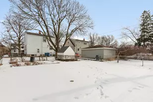 956 S Hillside Ave, Elmhurst, IL 60126 - Photo 6