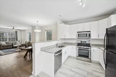 1424 S Fairfield Avenue #1424, Lombard, IL 60148 - Photo 10