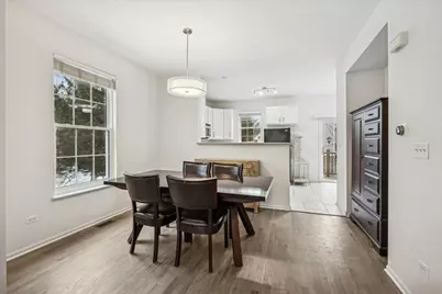 1424 S Fairfield Avenue #1424, Lombard, IL 60148 - Photo 6