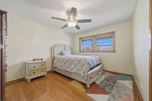 10800 S Tripp Ave, Oak Lawn, IL 60453 - Photo 14