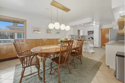 10800 S Tripp Avenue, Oak Lawn, IL 60453 - Photo 8