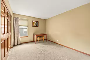 365 Oakmont Dr, Cary, IL 60013 - Photo 30