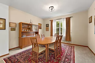 365 Oakmont Dr, Cary, IL 60013 - Photo 6