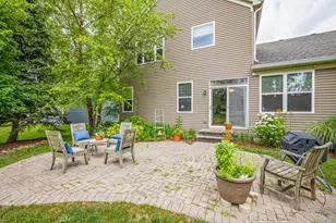 365 Oakmont Dr, Cary, IL 60013 - Photo 34