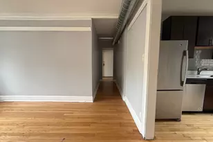 4103 W Nelson St, Chicago, IL 60641 - Photo 8