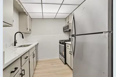 228 E Bailey Road #F, Naperville, IL 60565 - Photo 8