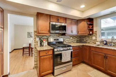 511 Mark Lane, Downers Grove, IL 60516 - Photo 12