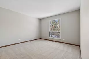 6814 Rhode Island Trail, Crystal Lake, IL 60012 - Photo 12