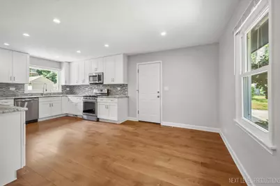 2010 Paddock Lane, Wheaton, IL 60187 - Photo 18
