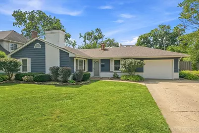 2010 Paddock Lane, Wheaton, IL 60187 - Photo 1