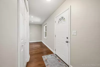 2010 Paddock Lane, Wheaton, IL 60187 - Photo 8