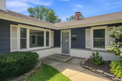 2010 Paddock Lane, Wheaton, IL 60187 - Photo 6