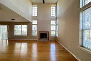 2737 Borkshire Ln, Aurora, IL 60502 - Photo 2