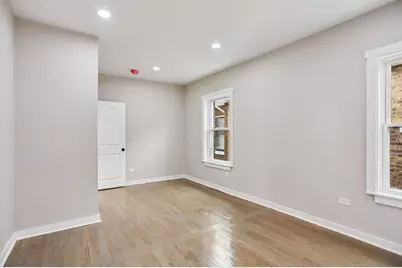 1435 N Mason Avenue, Chicago, IL 60651 - Photo 8