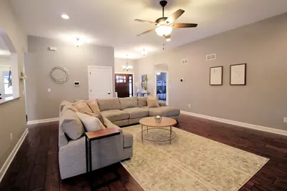 605 Chase Court, Bourbonnais, IL 60914 - Photo 4