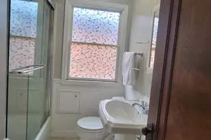 138 N Eastern Ave, Bartlett, IL 60103 - Photo 8