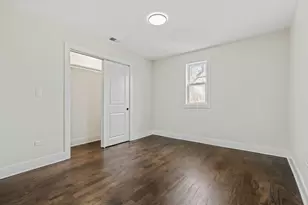 9419 S St Lawrence Ave, Chicago, IL 60619 - Photo 10