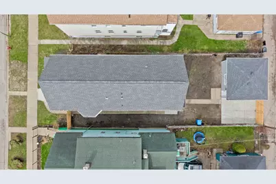 9419 S Saint Lawrence Avenue, Chicago, IL 60619 - Photo 38